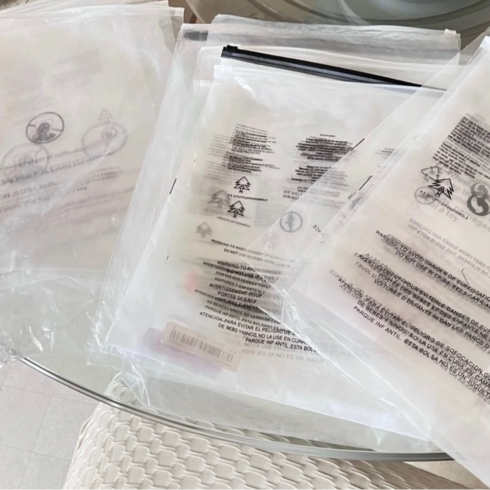 Save the planet 20ct   ASSORTED USED POLY SHIRT BAGS